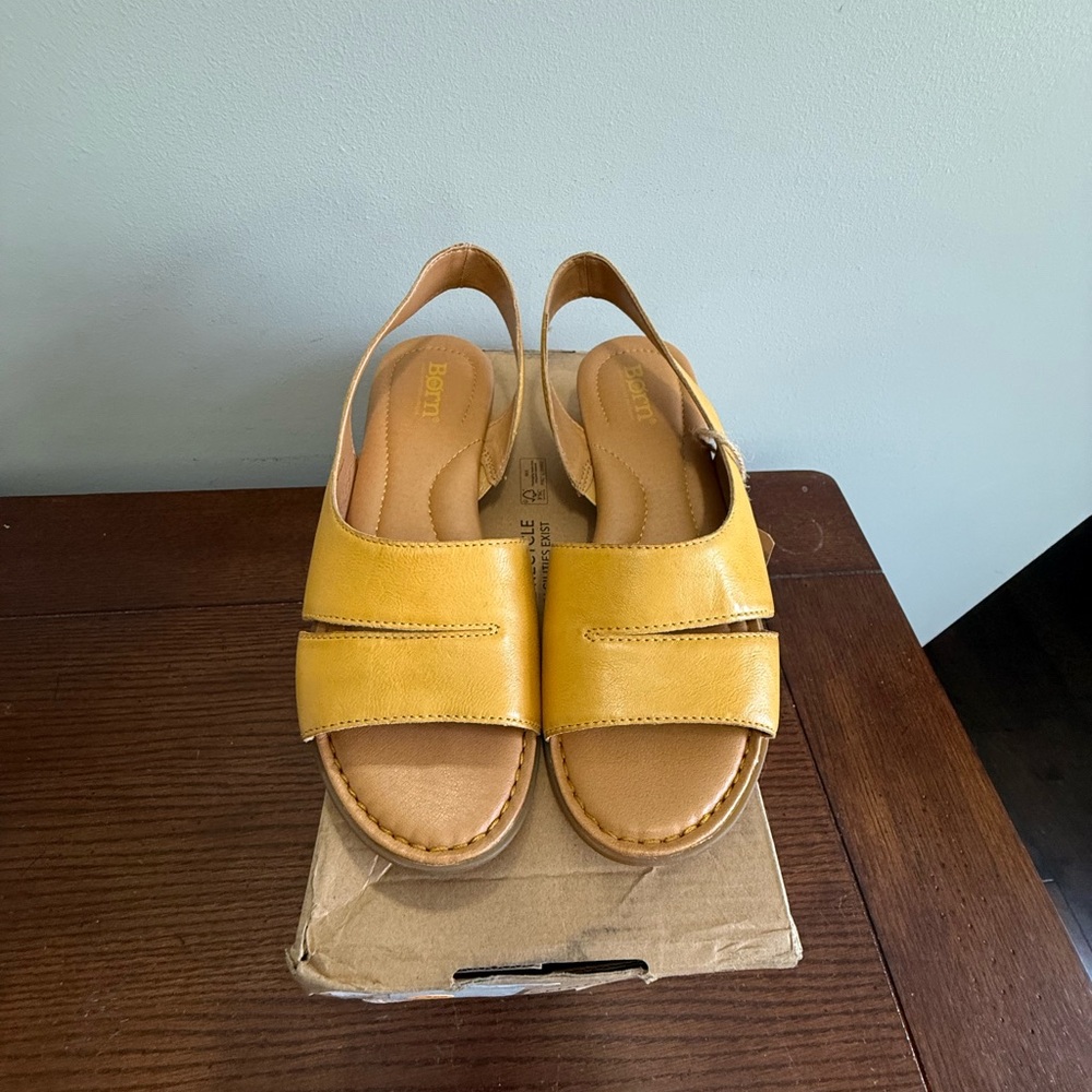 Born Crista Yellow leather slingback sandal NEW 8 - Picture 4 of 8